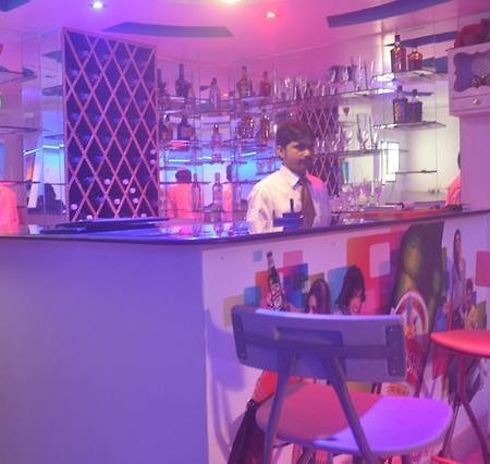 باتنا Hotel Amit Inn المظهر الخارجي الصورة